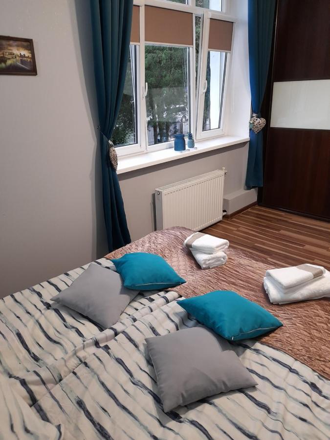 Mieszkanie Z Widokiem Na Park -Cieplice Slaskie Zdroj Apartment Jelenia Góra Екстериор снимка