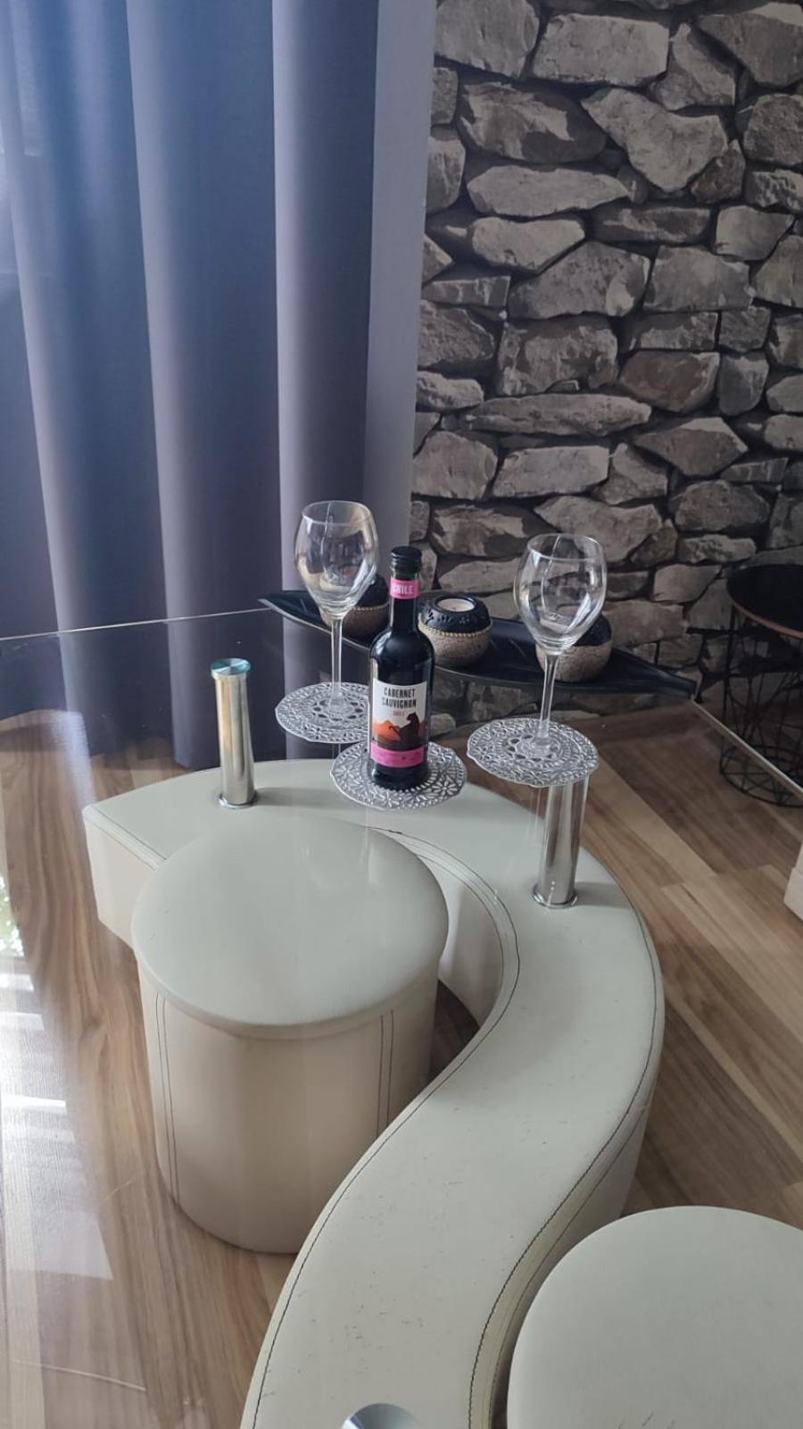 Mieszkanie Z Widokiem Na Park -Cieplice Slaskie Zdroj Apartment Jelenia Góra Екстериор снимка